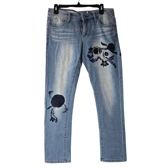 Anthropologie Pilcro Hyphen Floral Embroidered Jeans - Picture 2 of 15